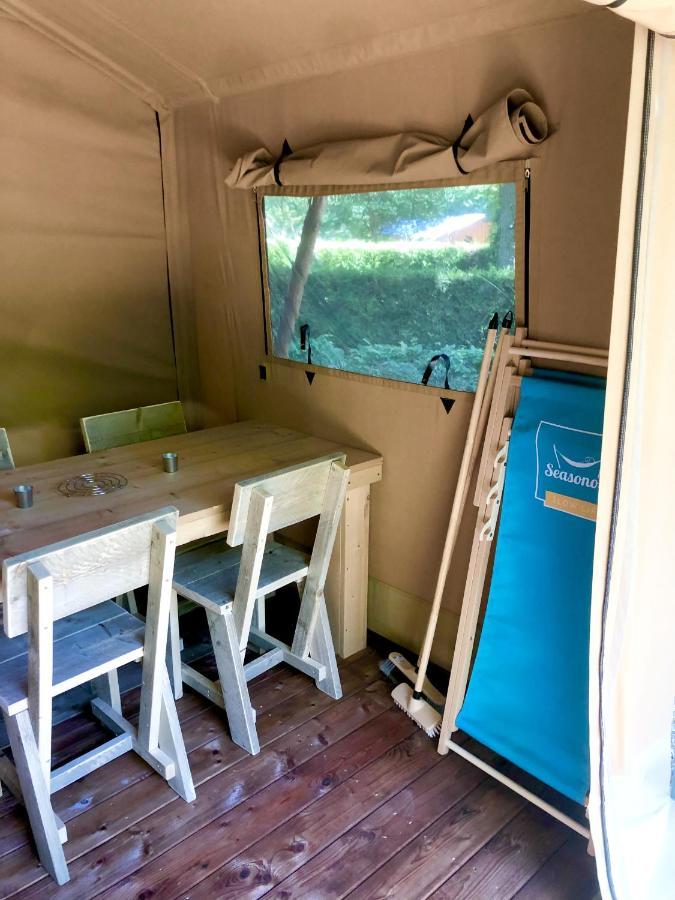 Camping Etang Des Bois Vieilles-Maisons-sur-Joudry Ngoại thất bức ảnh