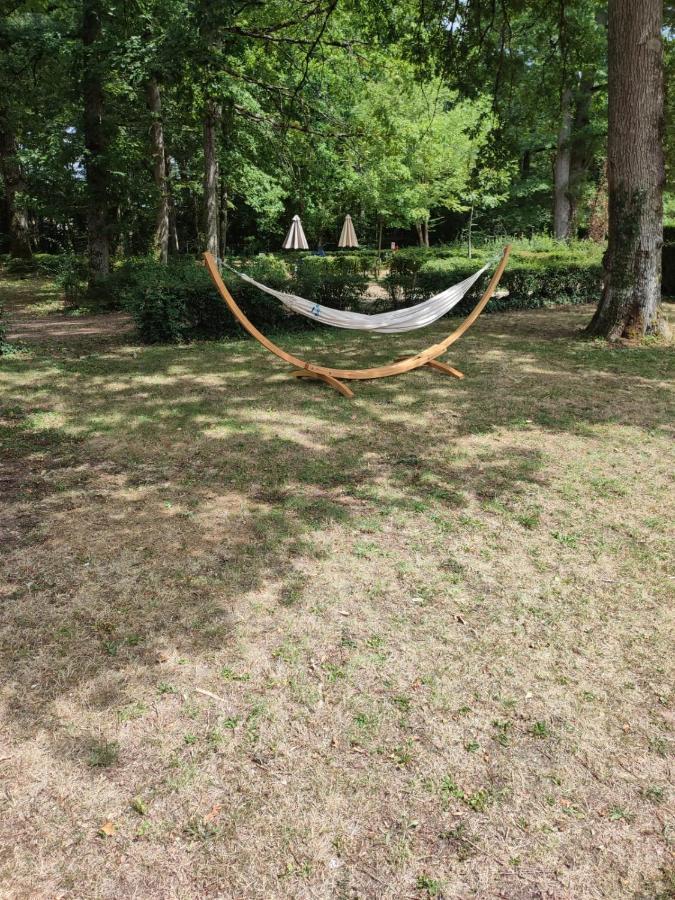 Camping Etang Des Bois Vieilles-Maisons-sur-Joudry Ngoại thất bức ảnh
